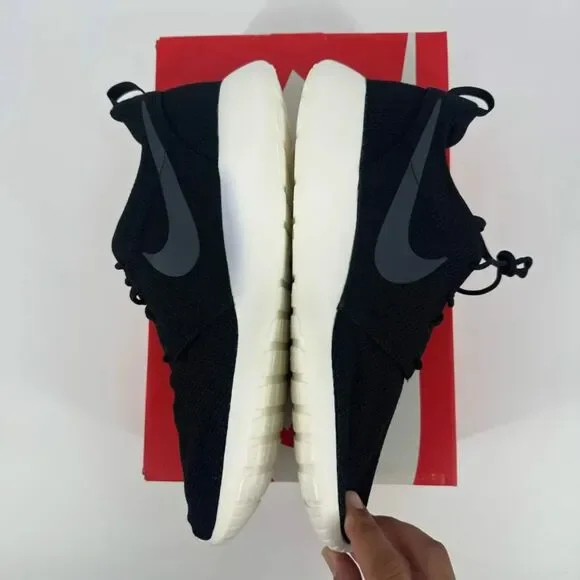 Nike Roshe Run One Black Sneakers Size 13 511881-010 2018